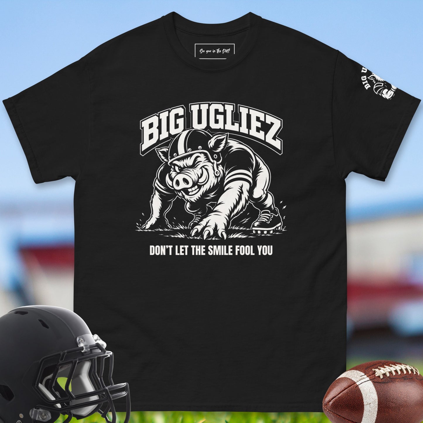 Dont_Let_The_Smile_Fool_You_T-shirt_for_Offensive_Lineman_in_Black