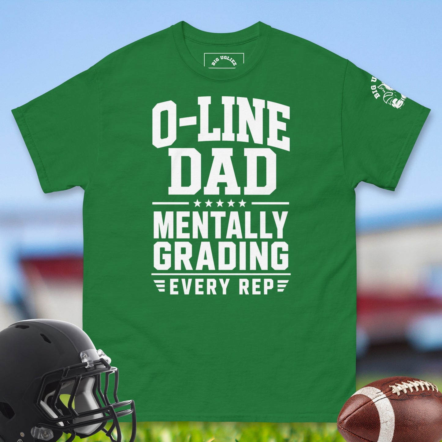 Olineman Dad Mentally Grading in turf green